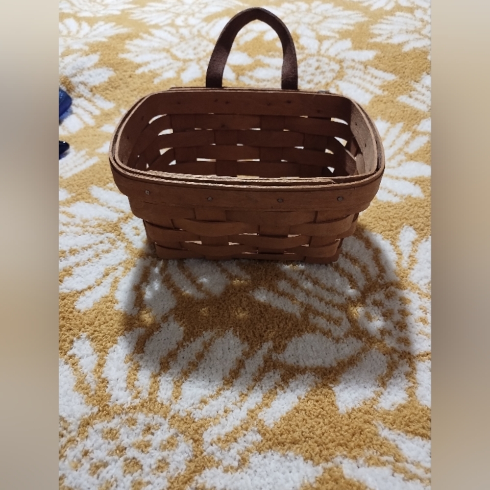 Vintage 1987 Longaberger Basket With Leather Handle